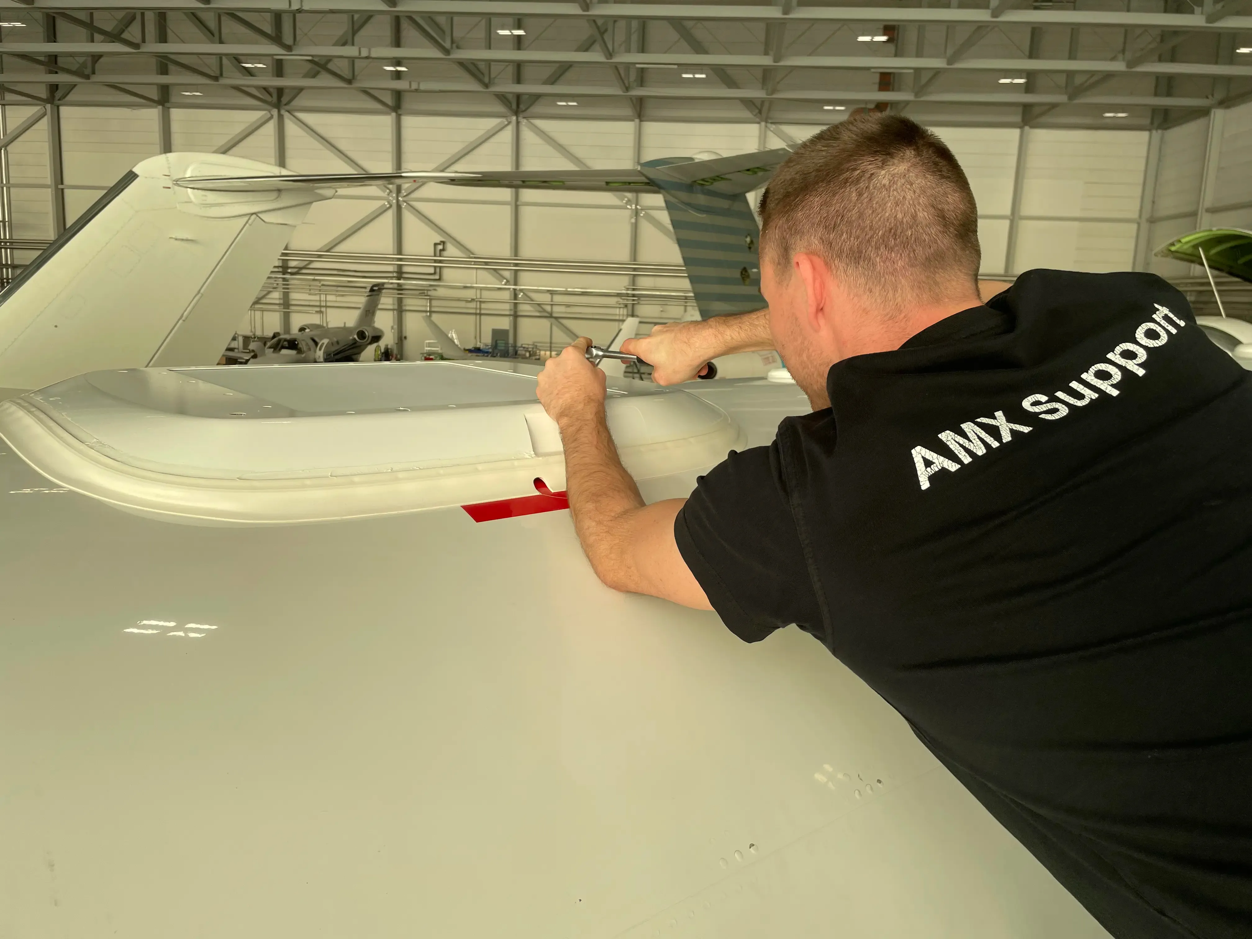 Starlink aviation connectivity hardware